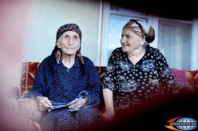 پیر زن 102 ساله ارمنی و بازمانده از نسل کشی ارمنیان:هیچگاه امیدم را برای دیدن دوباره سرزمین مادریم از دست نمی دهم
