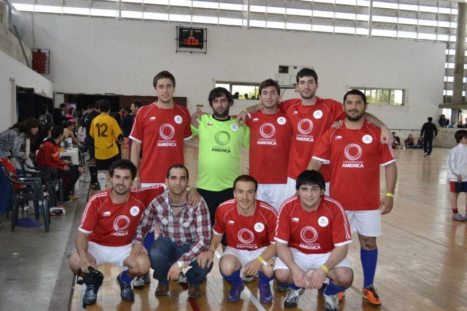 تیم فوتبال محلی ارمنی های سانتیاگو به نام "Deportivo Armenio" در بازی های سنتی ناواسارتیان 