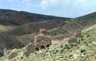 جستجو کنندگان گنج همچنان به تخريب آثار باستانی ارمنیان در منطقه وان ترکيه ادامه می دهند.
