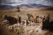 مقاله محقق ترک در مورد شهر باستانی ارمنیان «آنی» آيا اين ويرانه های شهر تاريخی آنی است،يا قبر آنی؟